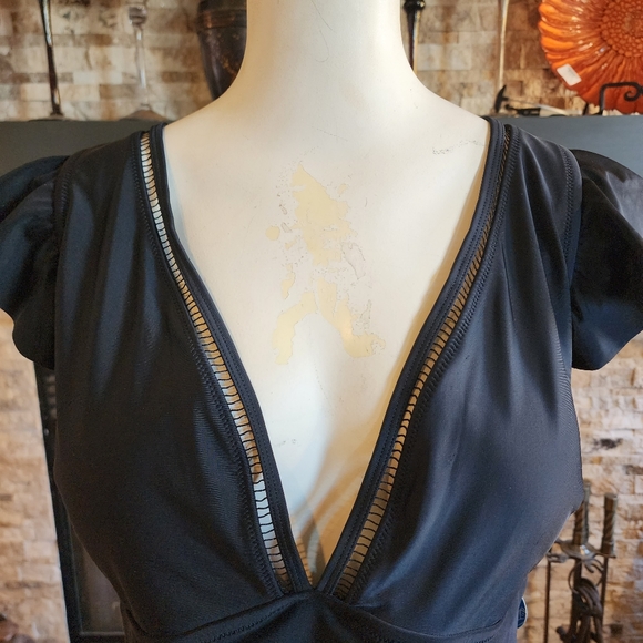 NWT CupsheTempest Plunge Mesh One Piece Swimsuit Size 4X - Picture 6 of 6